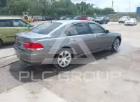 2007 BMW 750 photo