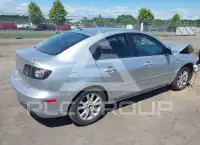 2007 Mazda 3 photo