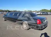 2007 Lincoln Town фото