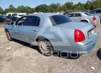 2007 Lincoln Town photo