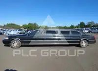2007 Lincoln Town фото