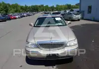 2007 Lincoln Town фото