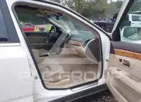 2007 Cadillac SRX photo