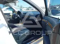 2007 Mercedes Benz E 550 photo