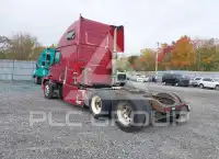 2007 Volvo VNL photo