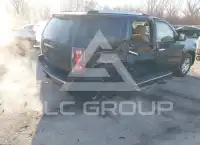 2007 GMC YUKON фото