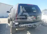 2007 GMC YUKON фото