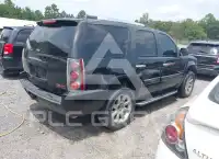 2007 GMC YUKON фото