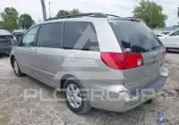 2007 Toyota SIENNA photo