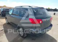 2007 Toyota SIENNA photo