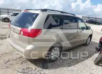 2007 Toyota SIENNA photo