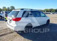 2007 Toyota SIENNA photo