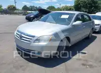 2007 Toyota AVALON photo