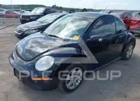 2007 Volkswagen BEETLE photo