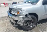 2008 Nissan TITAN фото