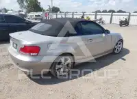 2008 BMW 128 фото