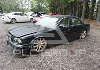 2008 Jaguar XJ photo