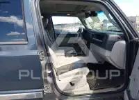 2008 Jeep COMANDER photo
