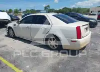 2008 Cadillac STS photo