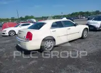 2008 Chrysler 300 photo