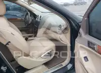 2008 Mercedes Benz ML 320 photo