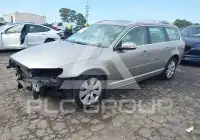 2008 Volvo V70 photo