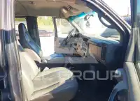 2008 GMC Savana photo