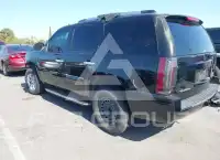 2008 GMC YUKON фото