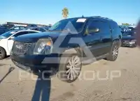 2008 GMC YUKON фото