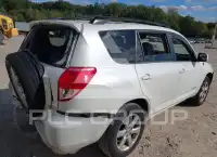 2008 Toyota RAV4 photo