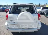 2008 Toyota RAV4 photo