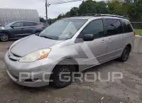 2008 Toyota SIENNA photo