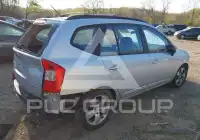 2008 KIA Rondo фото