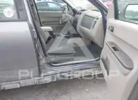 2008 Ford ESCAPE photo