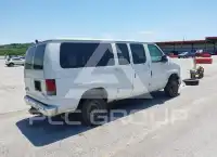 2008 Ford E-350 photo