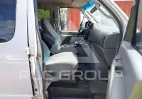 2008 Ford E-350 photo