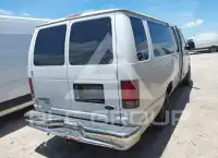 2008 Ford E-350 photo