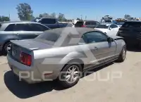 2008 Ford MUSTANG photo