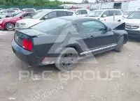 2008 Ford MUSTANG фото