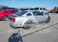 2008 Ford MUSTANG фото