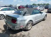 2008 Ford MUSTANG photo
