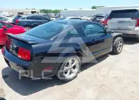 2008 Ford MUSTANG photo
