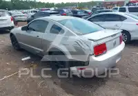 2008 Ford MUSTANG фото