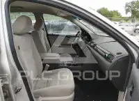 2008 Ford TAURUS фото