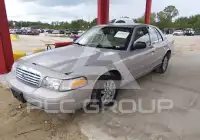 2008 Ford CROWN photo