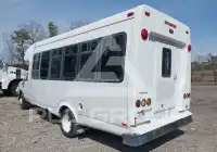 2008 Ford E-450 фото