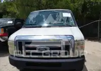 2008 Ford E-250 photo