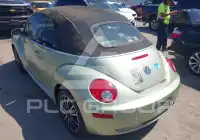 2008 Volkswagen BEETLE photo