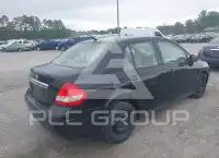 2009 Nissan VERSA photo