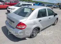 2009 Nissan VERSA photo